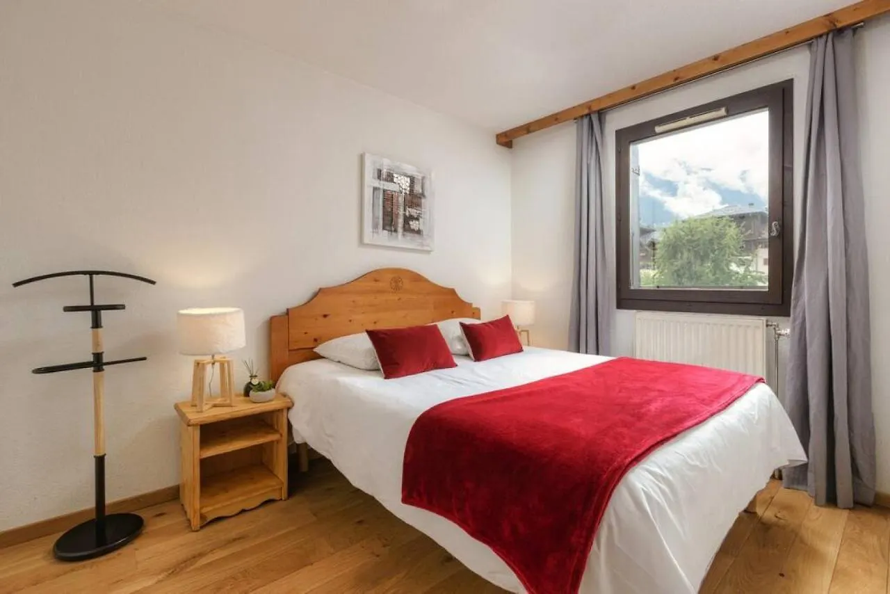 Apart City Center Mt Blanc View + Free Parking Chamonix 0*,  France